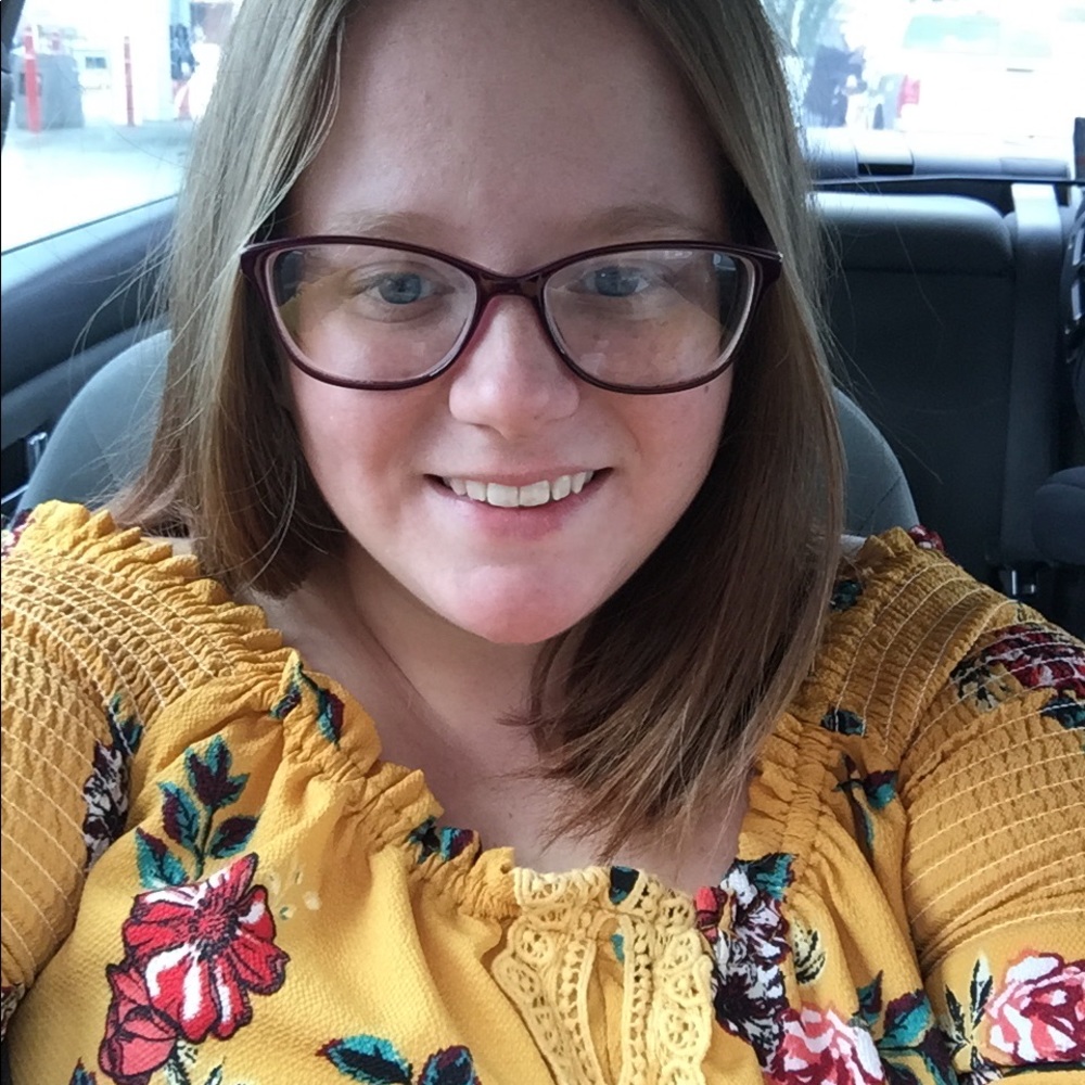 Meet your Posher, Kara